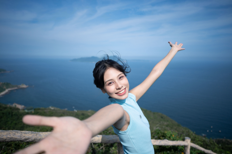 唯卓仕 AF 15mm F1.7 Air 镜头发布：轻装解锁广角创作自由