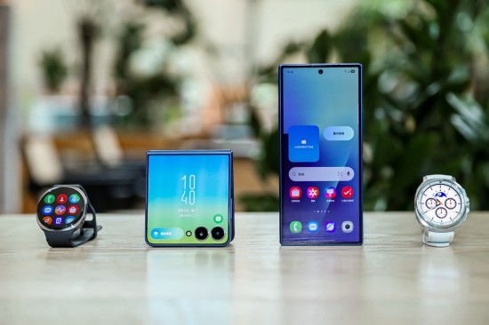 超能AI+折叠大屏 新一代三星Galaxy Z Fold7｜Z Flip7邂逅沈阳