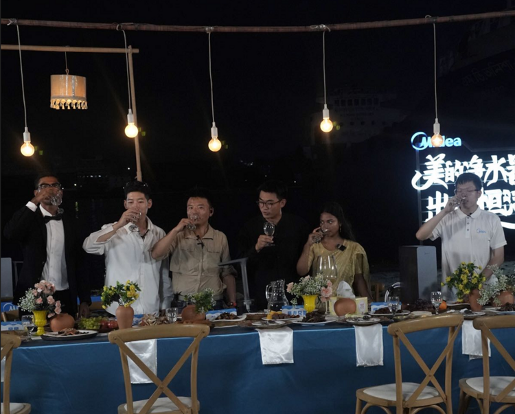 恒河圣水本是毒汤？中国神器隔空踢馆 一台机器搞定世纪难题