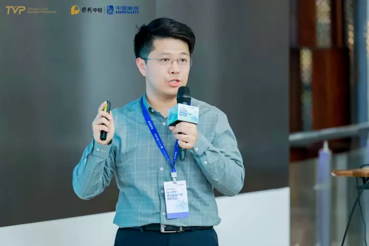 与AI共生，腾讯云携手行业专家共话数智驱动新质生长