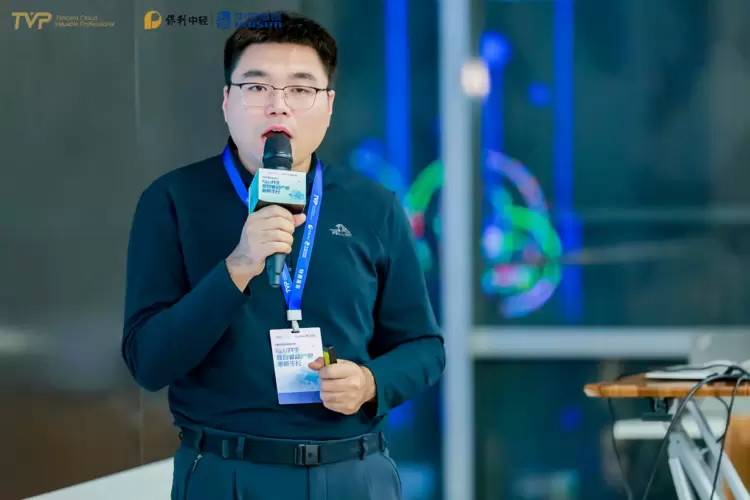 与AI共生，腾讯云携手行业专家共话数智驱动新质生长