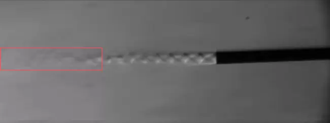 高速摄像机结合纹影技术捕捉超音速激波与马赫环