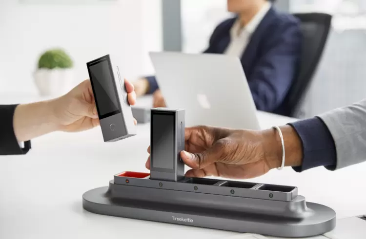 全场景多语言同传，时空壶X1定义专业同传终端新标准